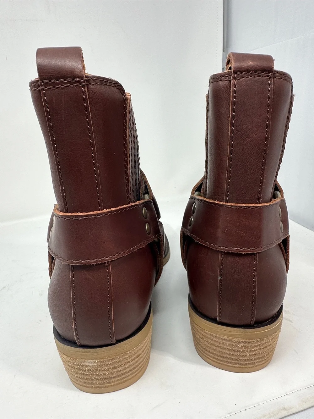 Dingo Boots. Size 9 D